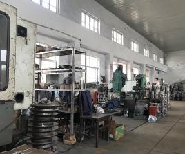 油泵(beng)事業部(bù)生産車(che)間